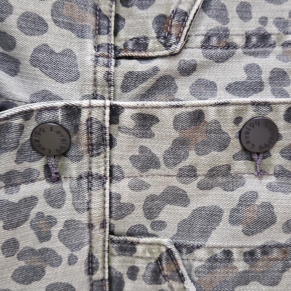 Level 99 sz L khaki green leopard print denim jacket - Picture 3 of 7